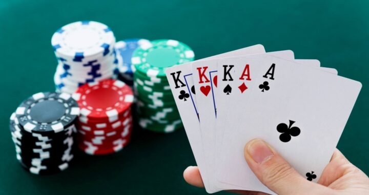 Chiến thuật chơi Poker hiệu quả khi nào