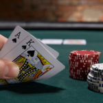 Hướng dẫn cách chơi Poker online và những điều cần lưu ý