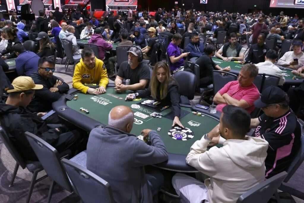 World Series Of Poker cấm thiết bị