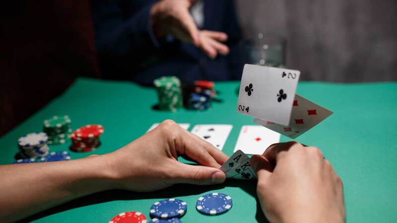 Các hành động cơ bản trong poker