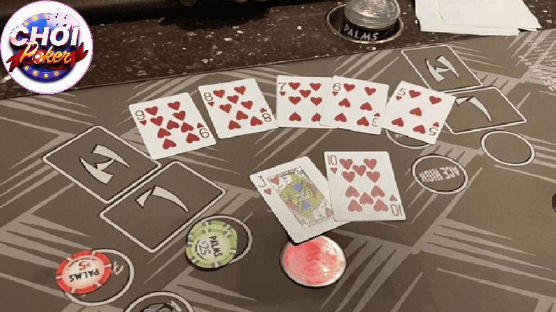 Chơi poker offline cùng bạn bè tại nhà cần chuẩn bị gì?