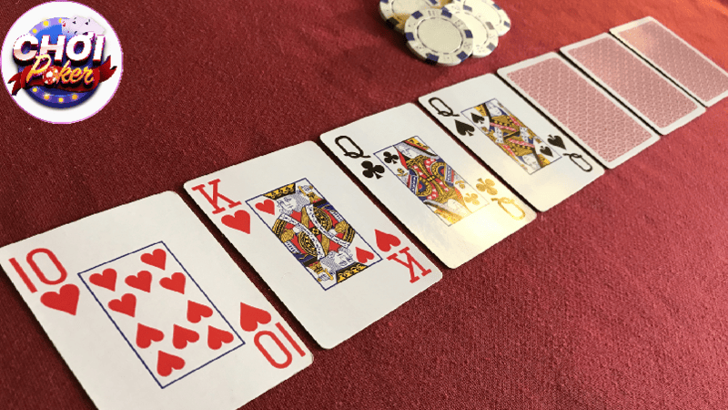 Poker 7 lá là gì